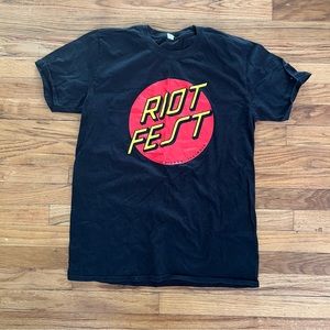 CHICAGO RIOT FEST 2018 MERCH SHIRT